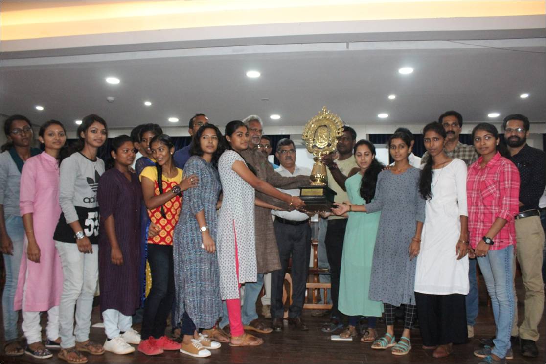 JIMMY GEORGE TROPHY FOR THE BEST COLLEGE UNDER KANNUR UNIVERSITY  IN WOMEN SECTION(2018-19)